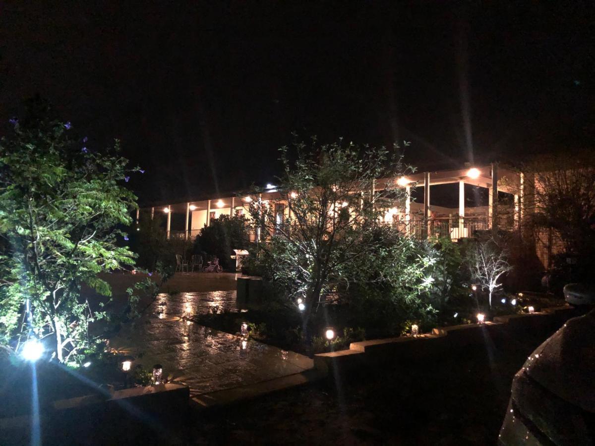 Fairway Manor Accommodation Northam Bagian luar foto
