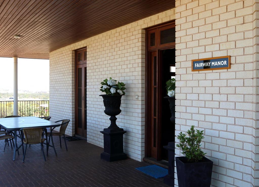 Fairway Manor Accommodation Northam Bagian luar foto